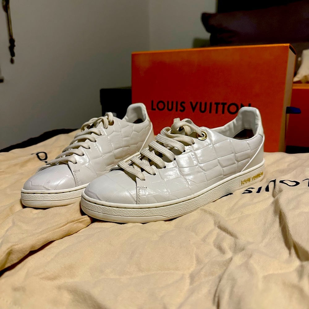 Louis Vuitton Time Out Ladies Shoe